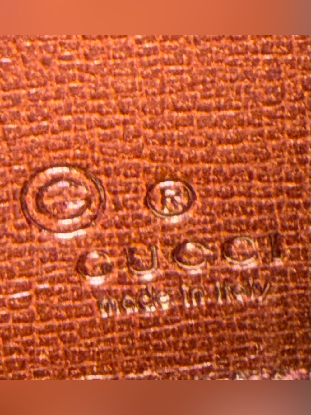 GUCCI GG Supreme Canvas Love Zippy Long Wallet - Picture 11 of 11